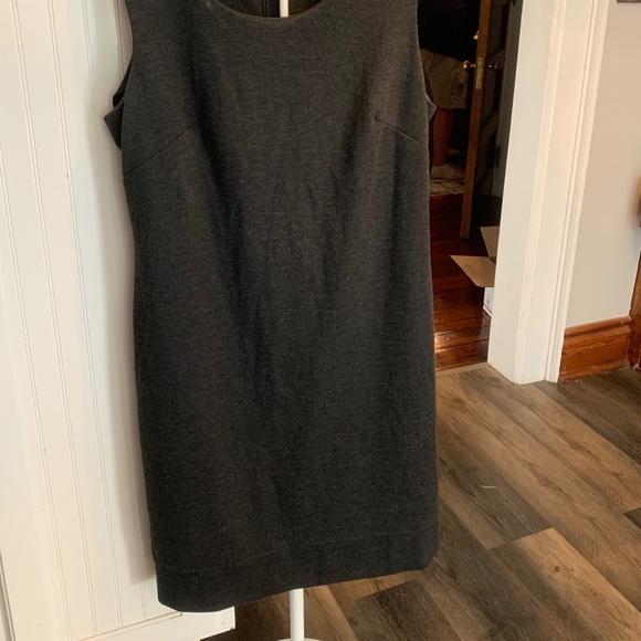 Madison Leigh grey sheath dress.‎ Worn about 3 x - Picture 1 of 5